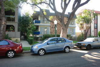 615 N Kenwood St in Glendale, CA - Building Photo - Building Photo