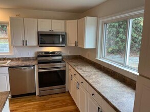 190 Long John Dr in Hendersonville, NC - Building Photo - Building Photo