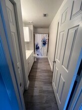 121 Beach Haven Ln in Tampa, FL - Building Photo - Building Photo