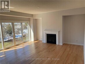 26 Trailside Dr in Haldimand, ON - Building Photo - Building Photo