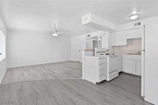 1812 Fulstone Way in Las Vegas, NV - Building Photo