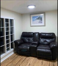 7 Odess Ln in Pensacola, FL - Foto de edificio - Building Photo