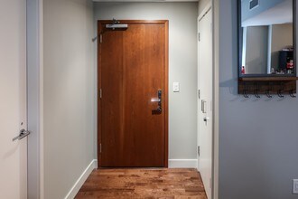 325 Seventh Ave-Unit -603 in San Diego, CA - Building Photo - Building Photo