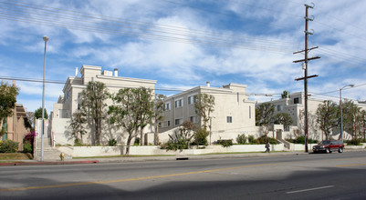 Nordhoff Townhomes in Panorama City, CA - Building Photo - Building Photo