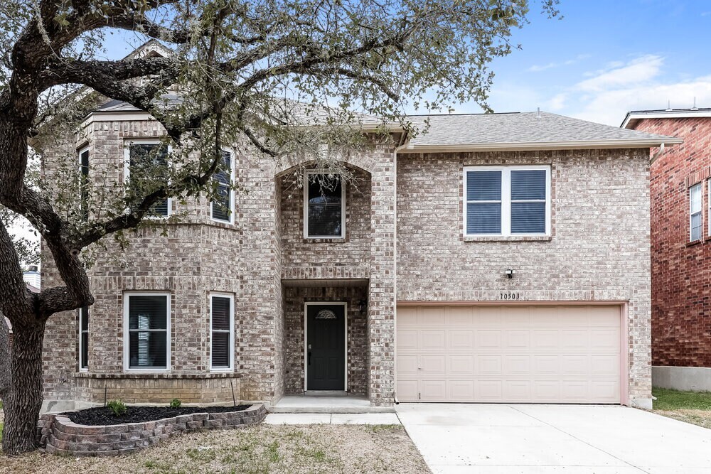 10503 Summerstone in San Antonio, TX - Building Photo