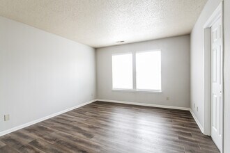 2276 Providence Ct in Greenwood, IN - Building Photo - Building Photo