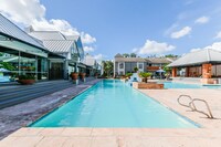 Turtle Pointe Apartments photo'