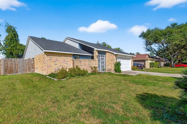 property at 5530 Oak Falls Dr