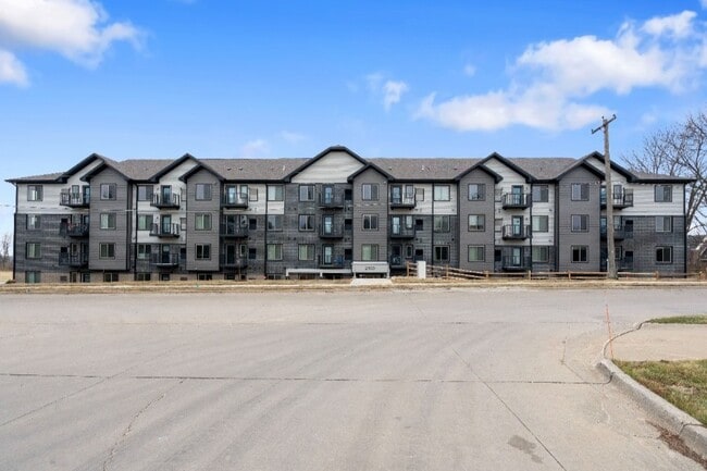 Coral North Apartments