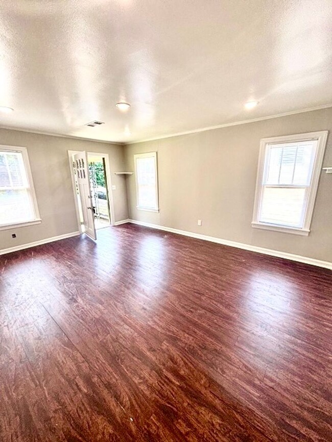 property at 1305 Turner St