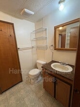 8371 WA-303 in Bremerton, WA - Building Photo - Building Photo