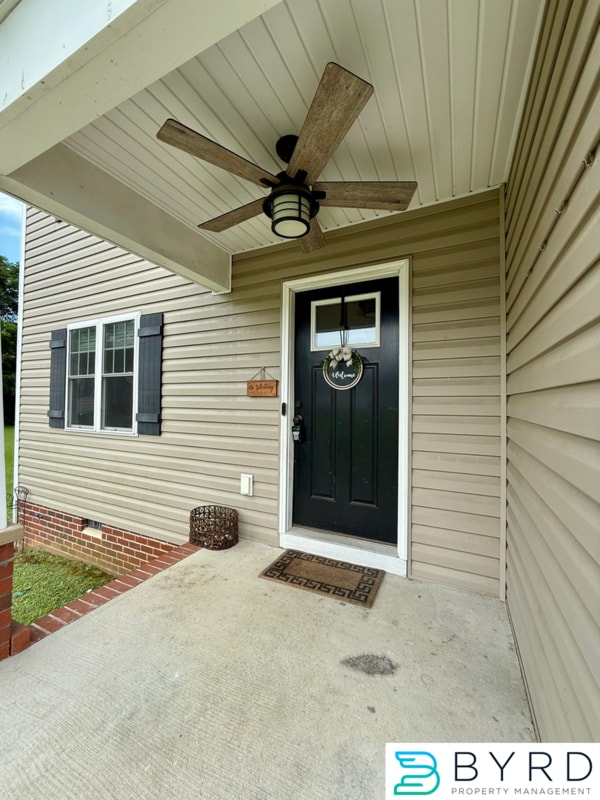 1013 Sycamore Crest Dr in Henrico, VA - Building Photo - Building Photo