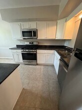 1717 Belle Haven Rd in Alexandria, VA - Building Photo - Building Photo