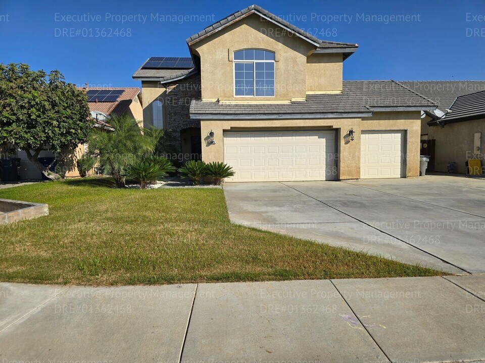 2904 Granite Ridge Pl in Bakersfield, CA - Building Photo
