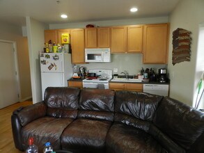 2389 S High St-Unit -1 in Denver, CO - Building Photo - Building Photo