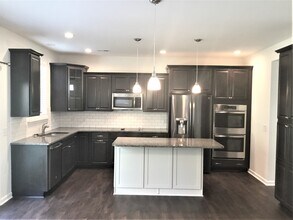 95 Gentry Way in Richmond Hill, GA - Building Photo - Building Photo