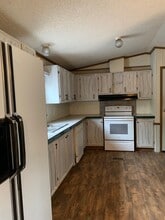 1854 Covington Ln NE in Brookhaven, MS - Building Photo - Building Photo