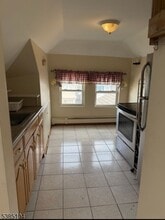 321 Stiles St in Elizabeth, NJ - Building Photo - Building Photo