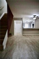 5330 Balcones Dr in Austin, TX - Building Photo