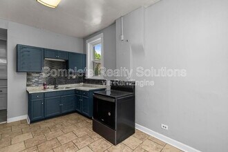 5866 Etzel Ave in St. Louis, MO - Building Photo - Building Photo