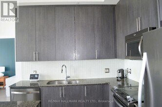 85 Duke St W in Kitchener, ON - Building Photo - Building Photo