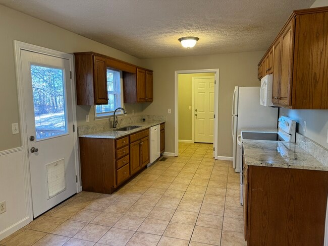 66 Wildfire Dr in Ringgold, GA - Building Photo - Building Photo