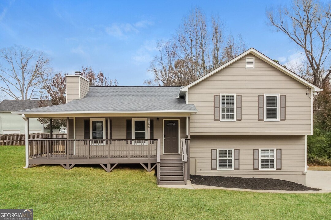195 Harvest Way in Hiram, GA - Building Photo