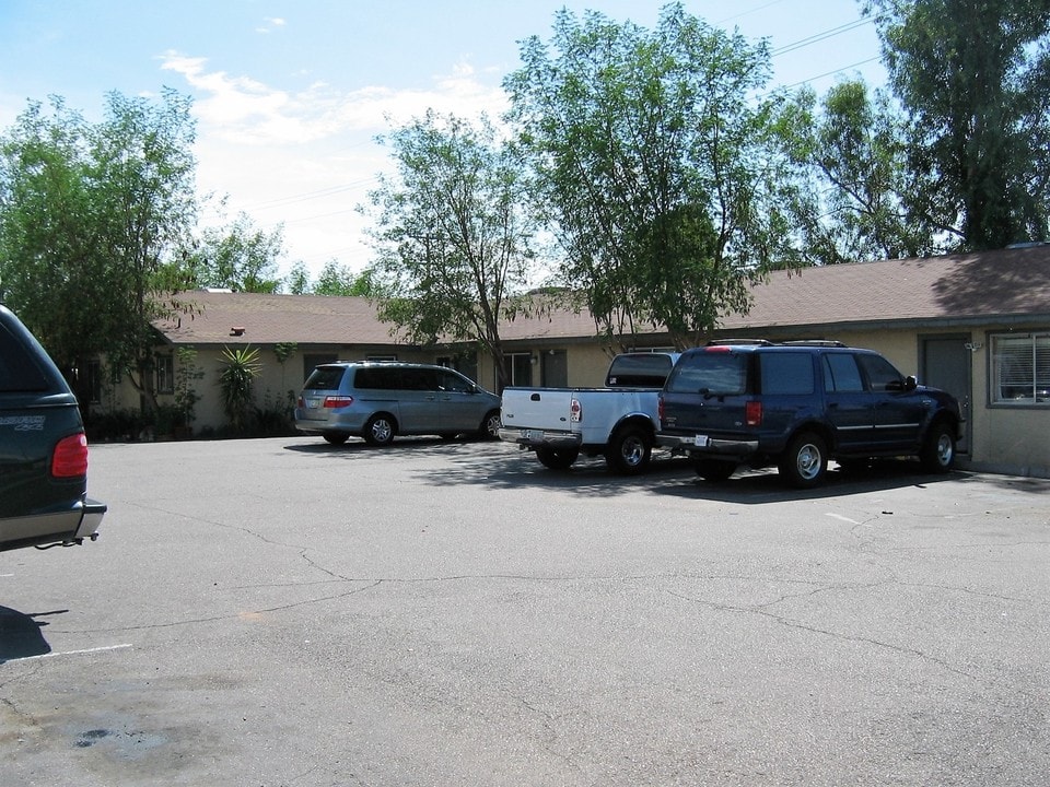 Chandler Fourplex in Chandler, AZ - Building Photo