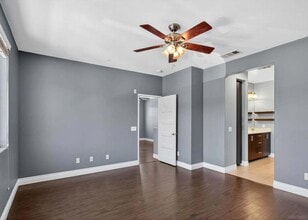 42921 Avenida Amistad in Temecula, CA - Building Photo - Building Photo