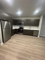 20525 Ella Blvd in Spring, TX - Building Photo