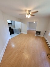 63 Balm Grove Ave in Asheville, NC - Building Photo - Building Photo