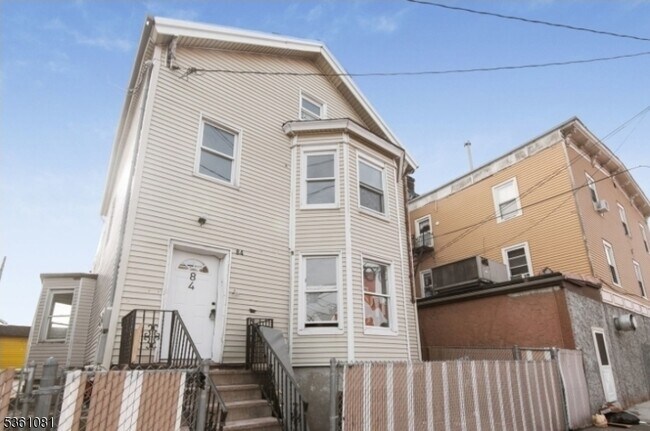 property at 84 E Jersey St