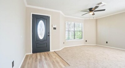 10112 Sunset Pl in San Antonio, TX - Foto de edificio - Building Photo