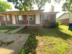 2609 S 16th St in Fort Smith, AR - Building Photo