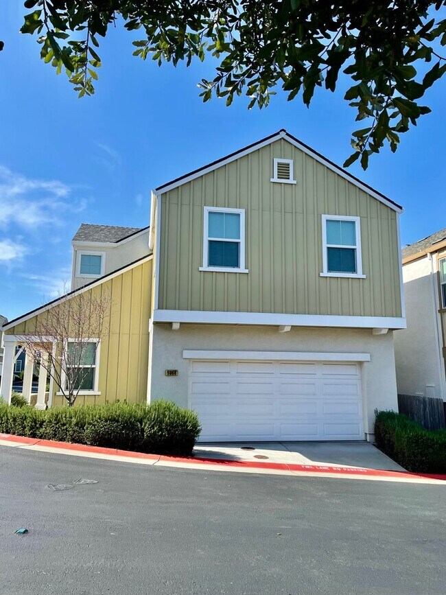 5366 Sable Wood Ln in Fair Oaks, CA - Building Photo - Building Photo