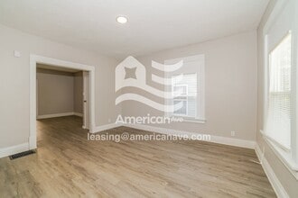 1706 N Machin Ave, Unit C311 in Peoria, IL - Building Photo - Building Photo