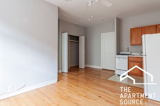 1050 W George St in Chicago, IL - Building Photo - Building Photo