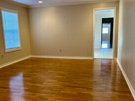 5659 Lymbar Dr in Houston, TX - Building Photo