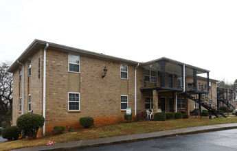 Chamblee Heights in Chamblee, GA - Building Photo - Building Photo