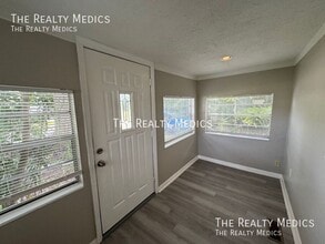 2320 S Shine Ave in Orlando, FL - Building Photo - Building Photo