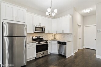 1422 Chestnut W St, Unit 1R in Chicago, IL - Building Photo - Building Photo