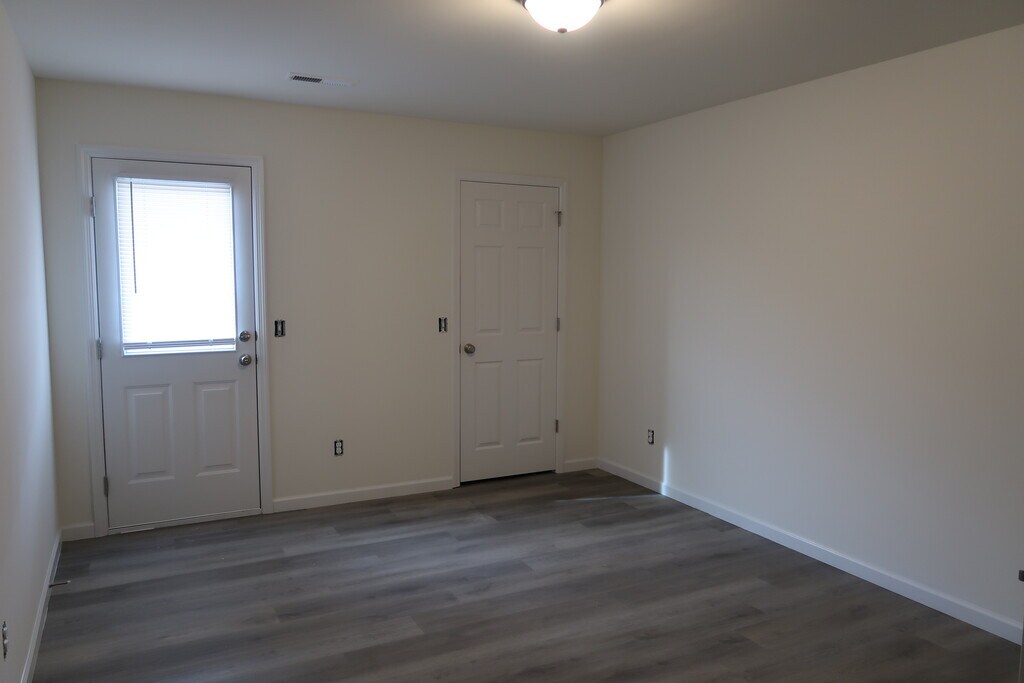 Quail Run Apartments in Moscow Mills, MO