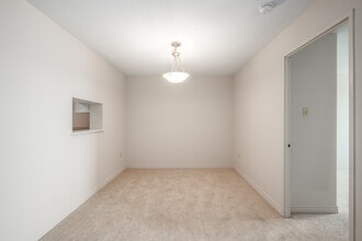 City Place in London, ON - Building Photo - Interior Photo