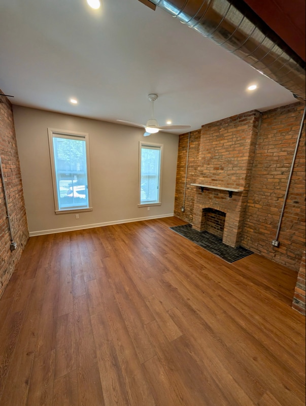 property at 35 E Lincoln St