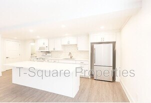 325 5th Ave S in Kirkland, WA - Building Photo