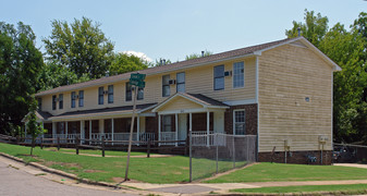 600 Candor Ln Apartments