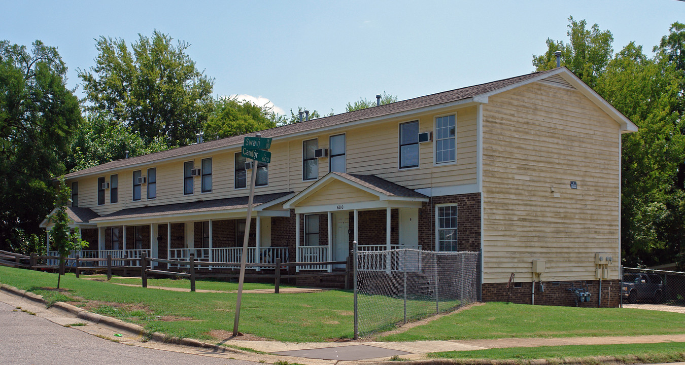 600 Candor Ln in Raleigh, NC - Building Photo