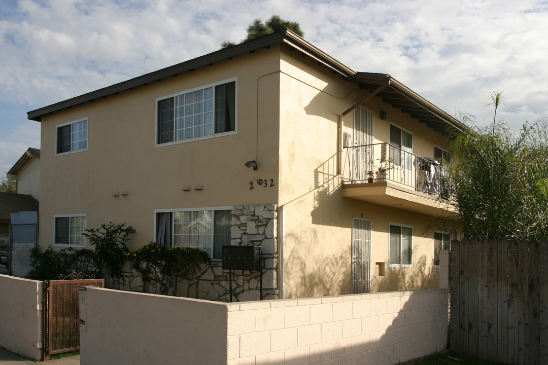 2632 E 15th St in Long Beach, CA - Building Photo