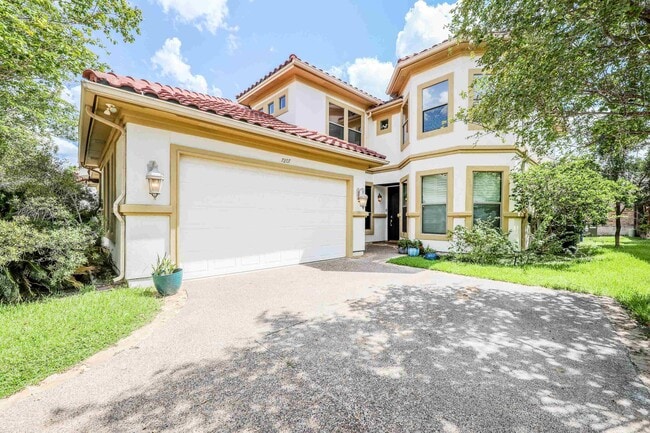 property at 7207 Lake Victoria Rd