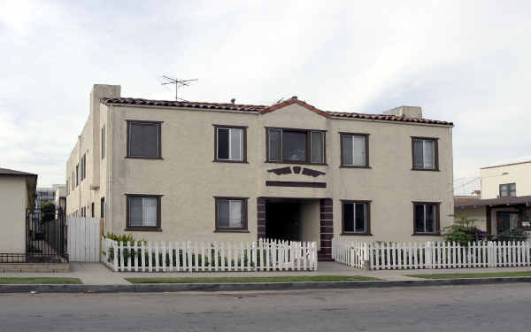 1035-1039 Lime Ave in Long Beach, CA - Building Photo - Building Photo